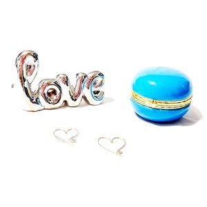 French Macaron Jewelry Box & Gold Heart Earrings